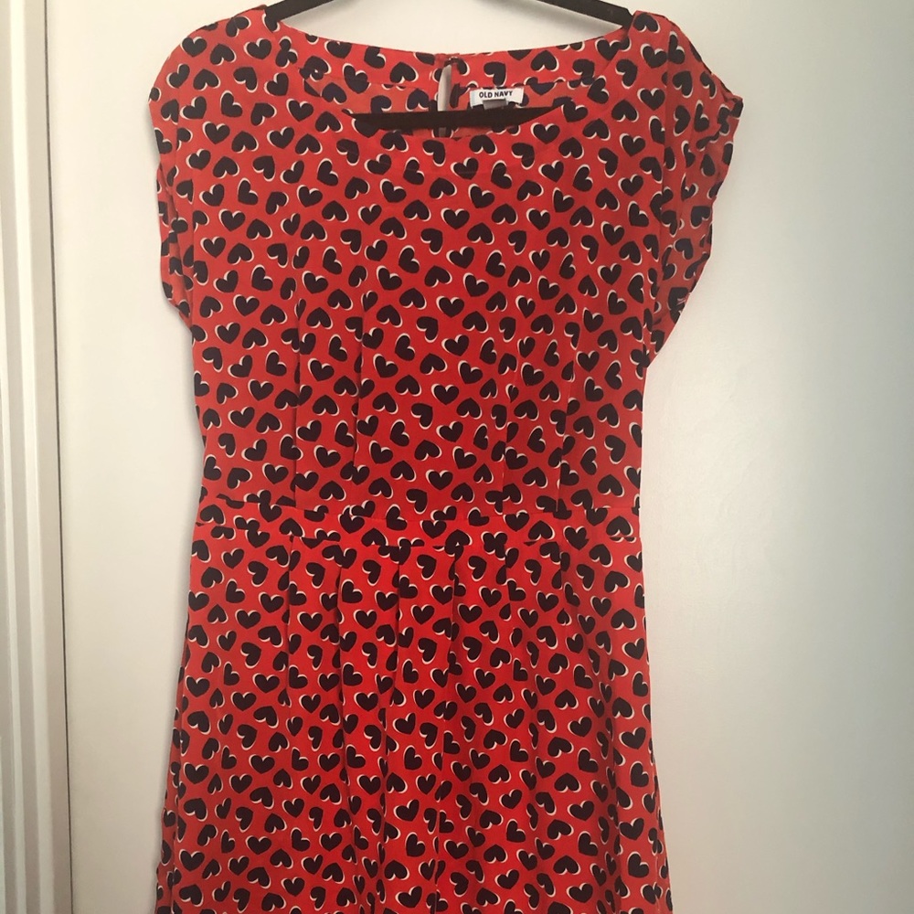 Old Navy Heart pattern red dress
